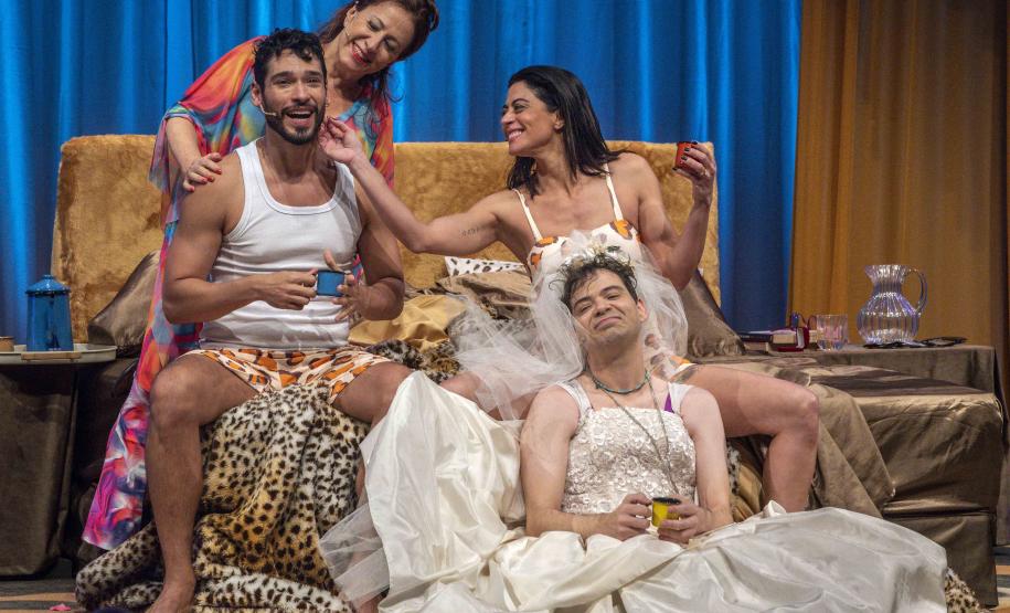 Do aclamado dramaturgo Peter Quilter, comédia “A Manhã Seguinte” chega ao Guairinha