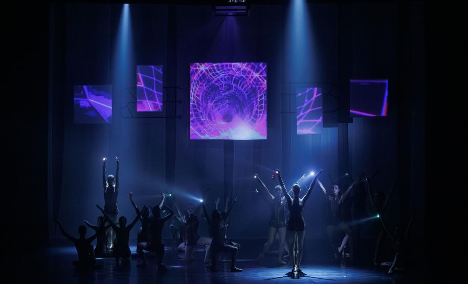 “ALGO/RITMO” tem nova temporada no Guairão; ingressos estão à venda