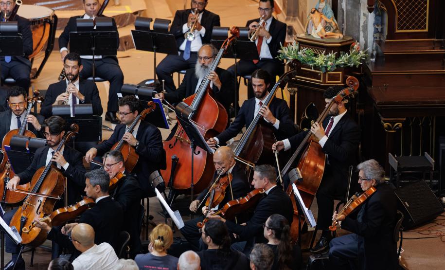 A útima apresentação da Orquestra Sinfônica do Paraná deste ano do projeto "Guaíra para Todos " na Igreja Matriz de Campo Largo.