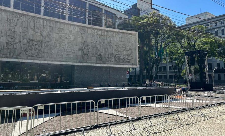 Teatro Guaíra será palco da abertura oficial do Natal de Curitiba 2025