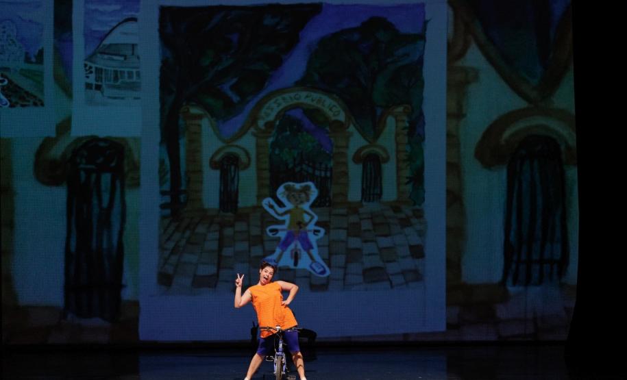 "Maria em Busca de Hovy": espetáculo para crianças celebra cultura paranaense retorna em cartaz