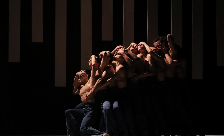 “Contraponto”, do Balé Teatro Guaíra, foi indicado ao Prêmio APCA na categoria Elenco, um reconhecimento histórico para a companhia.