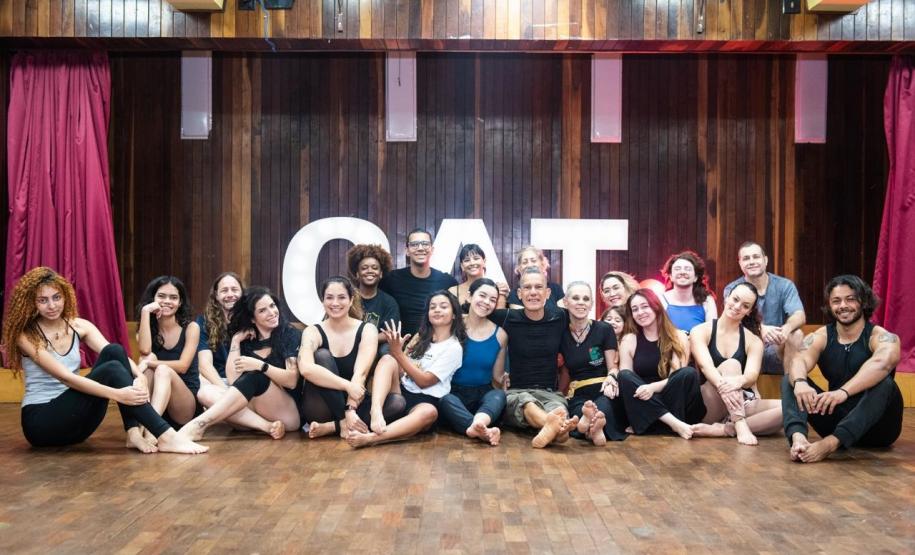 Curso gratuito do Teatro Guaíra forma 95 artistas em 2025