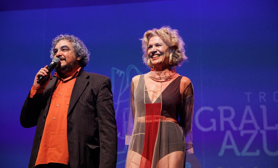 Entrega do Prêmio Gralha Azul aconteceu nesta segunda-feira (01)