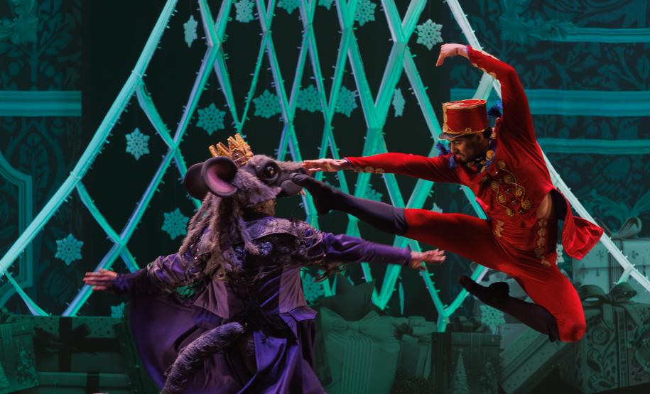 “O Quebra-Nozes”: montagem do Teatro Guaíra emociona plateia lotada na primeira noite de apresentação