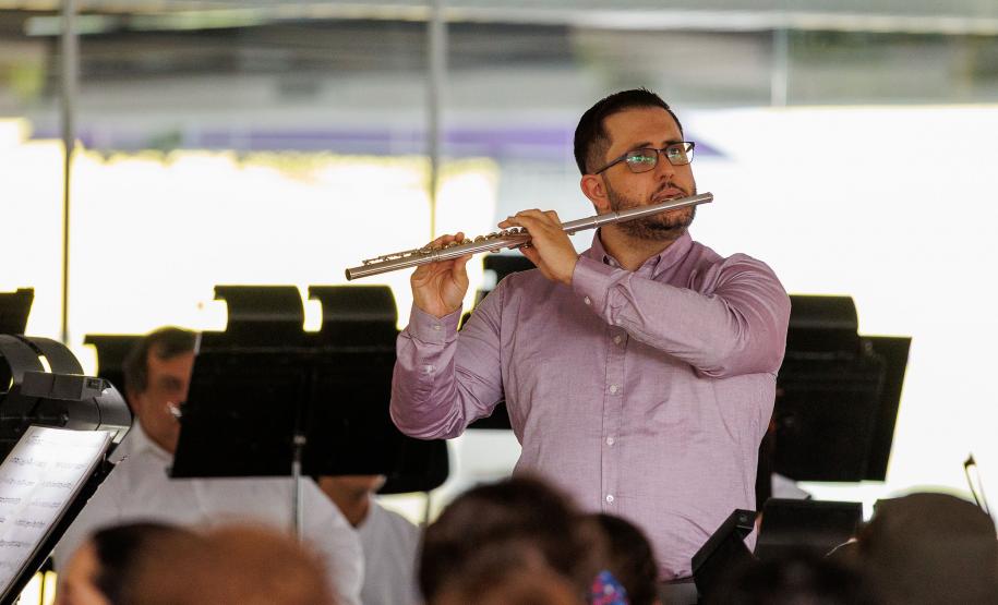 Orquestra Sinfônica do Paraná no Museu Oscar Niemeyer em dezembro de 2025