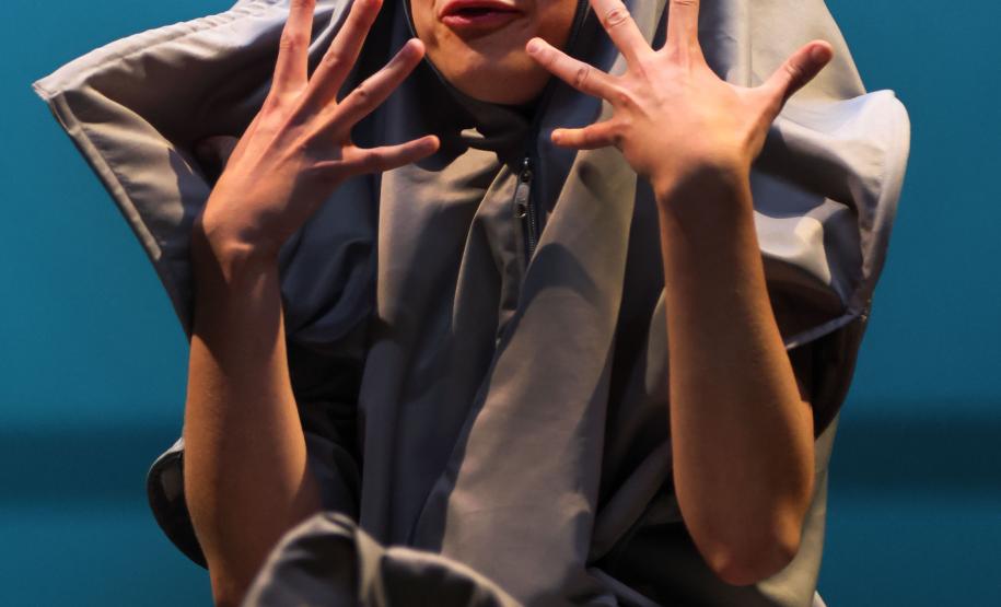 Grupo Antropofocus apresenta comédia "Pela Hora da Morte" no Teatro Zé Maria