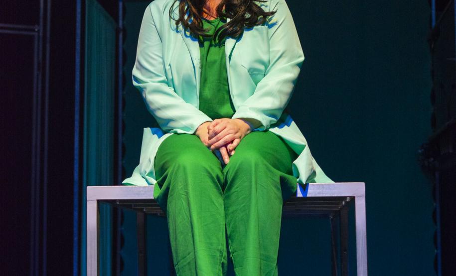 Grupo Antropofocus apresenta comédia "Pela Hora da Morte" no Teatro Zé Maria