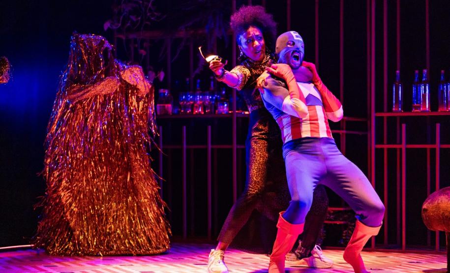 Sucesso de crítica e público a tragicomédia  "Humanismo Selvagem" chega ao Guairinha