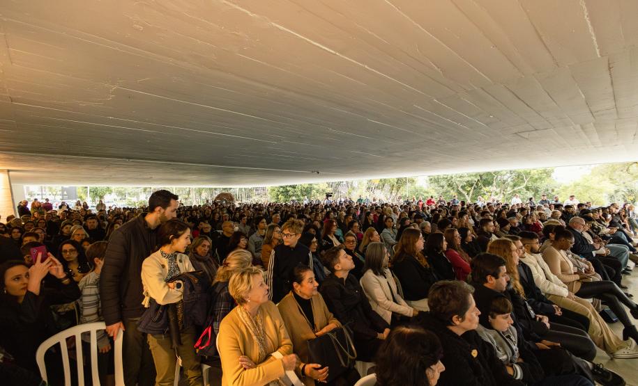 A série de concertos Mostly Mozart no Mon com a Orquestra Sinfônica do Paraná está de volta em 2026. A primeira apresentação será neste sábado(28) às 16h.