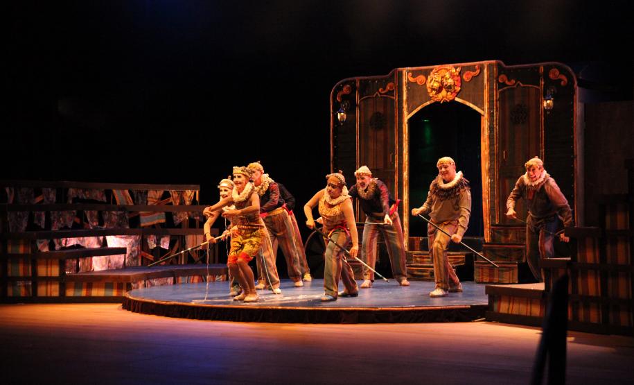 Estreia da temporada 2026 da G2 Cia de Dança emociona o público de Maringá