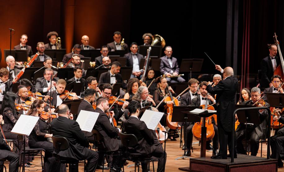 Orquestra Sinfônica do Paraná abre temporada 2026 com novo piano e solista internacional