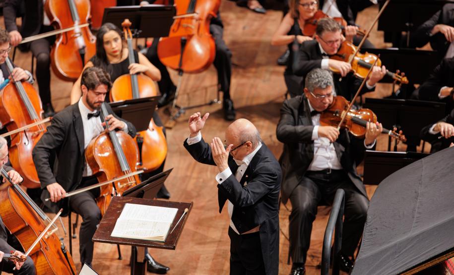 Orquestra Sinfônica do Paraná e Balé Teatro Guaíra abrem seleções para músicos e bailarinos
