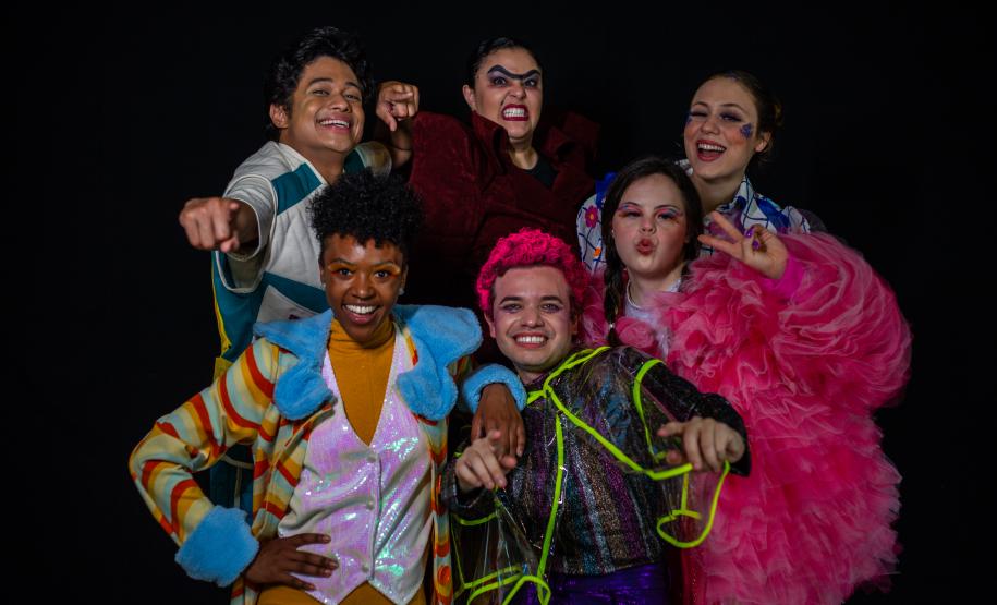 “Brio Breu” transforma o medo em apredizado no Miniauditório do Teatro Guaíra