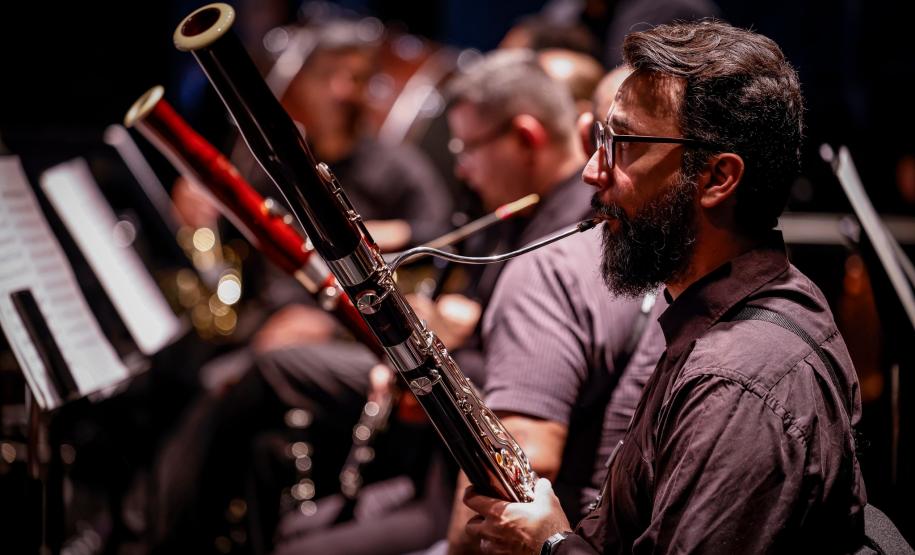 Orquestra Sinfônica do Paraná encanta crianças em concerto didático em Araucária