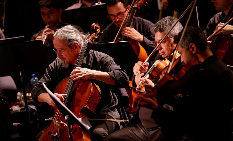 Orquestra Sinfônica do Paraná encanta crianças em concerto didático em Araucária