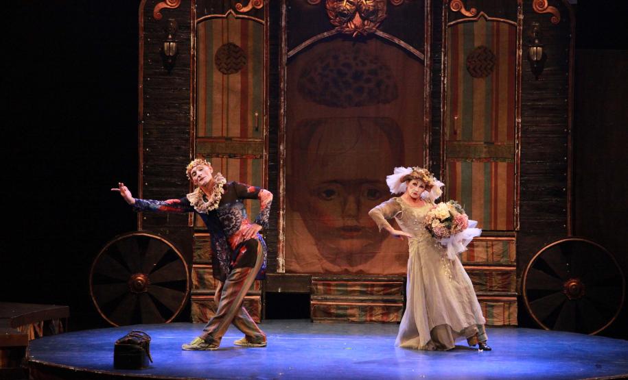 G2 Cia de Dança emociona público com o espetáculo "GAG" em Telêmaco Borba