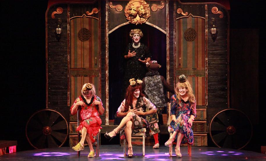 G2 Cia de Dança emociona público com o espetáculo "GAG" em Telêmaco Borba