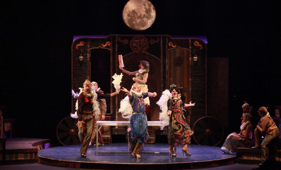 G2 Cia de Dança emociona público com o espetáculo "GAG" em Telêmaco Borba