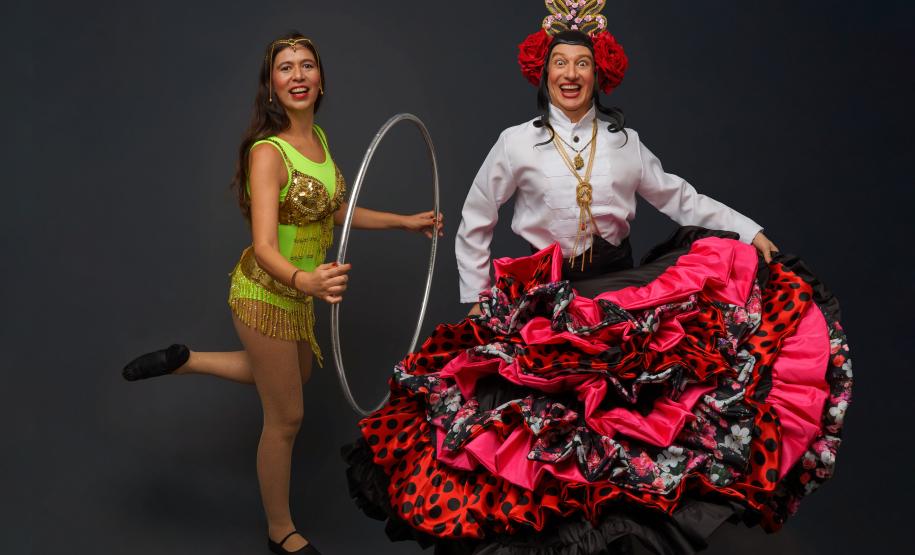 "Muito Dinheiro Envolvido" comédia com Andy Gercker e Fernanda Magnani estreia no Teatro José Maria Santos