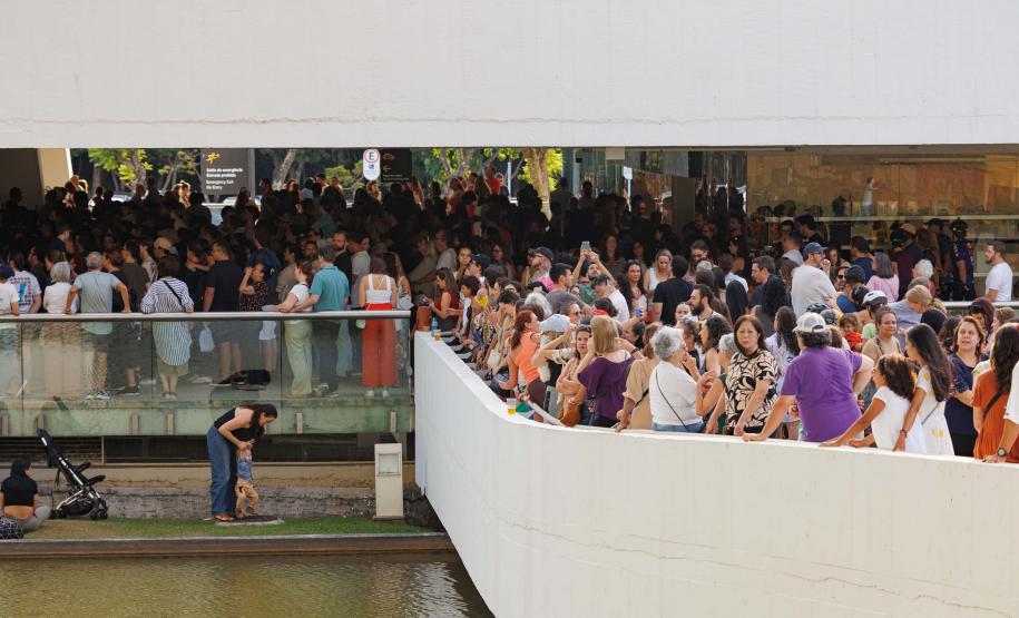 Mais de 3 mil pessoas acompanham concerto da série “Mostly Mozart 2 ” da Orquestra Sinfônica do Paraná no MON