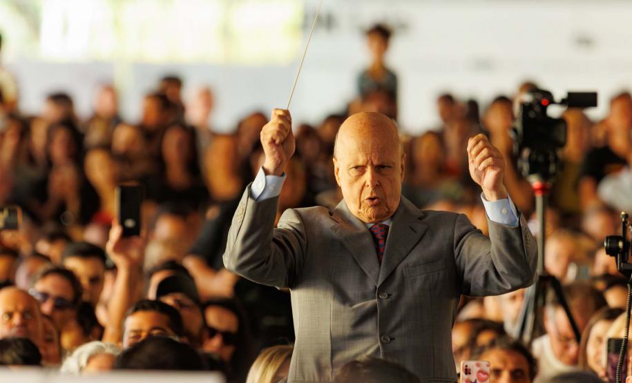 Mais de 3 mil pessoas acompanham concerto da série “Mostly Mozart 2 ” da Orquestra Sinfônica do Paraná no MON