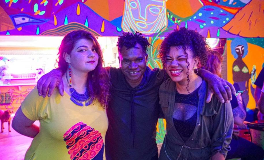 Gybb Rasta e Família Roots apresentam clássicos do reggae e novas composições no Guairinha