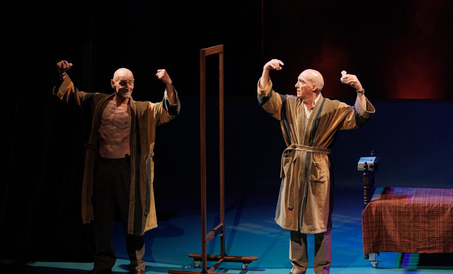 “Gregor” encerra temporada com sessões cheias no Teatro José Maria Santos
