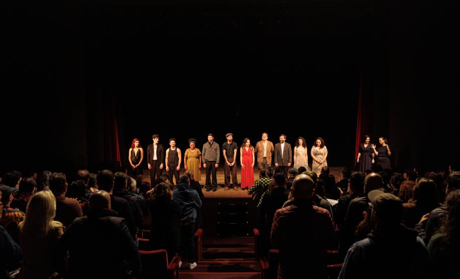Teatro de Comédia do Paraná abre seleção para nova montagem de Shakespeare no Teatro Guaíra