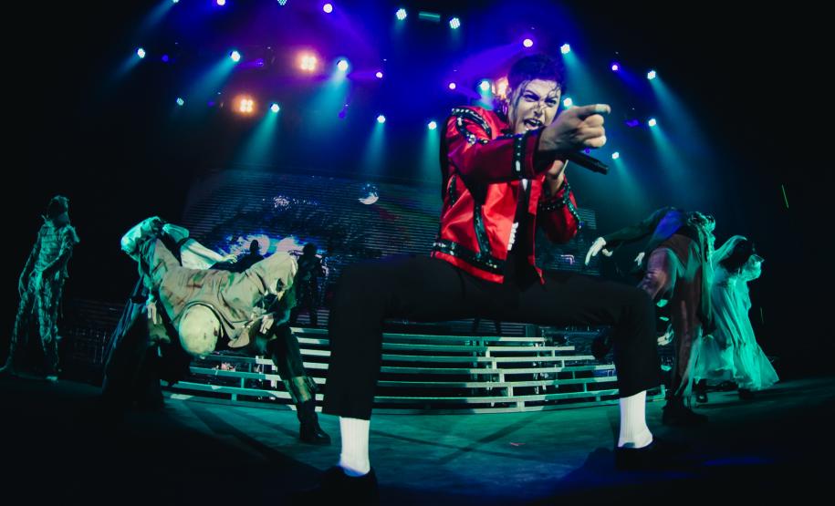 "Tributo ao Rei do Pop”: Rodrigo Teaser retorna ao Teatro Guaíra