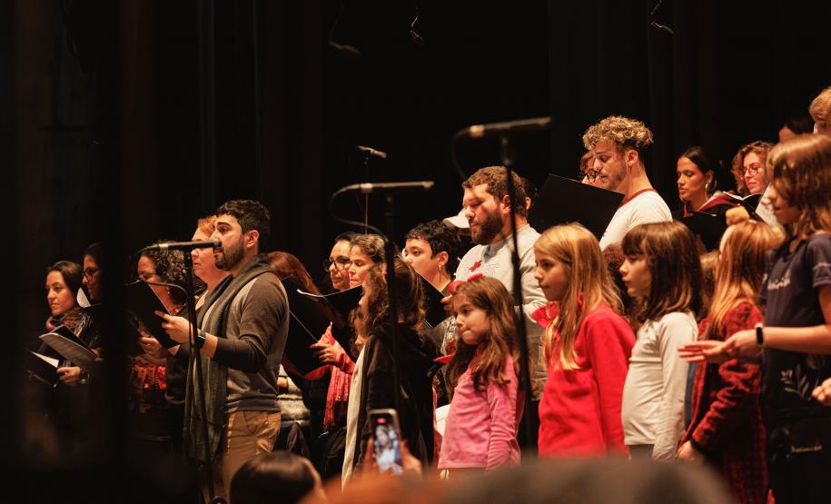 Projeto grandioso: concerto dos 41 anos da OSP mobiliza 230 artistas e crianças no Guairão