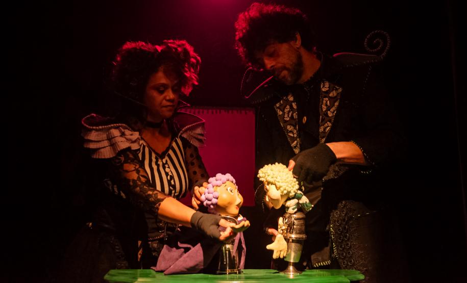 Historieta, espetáculo premiado sobre afeto e transformação, retorna ao Teatro Guaíra