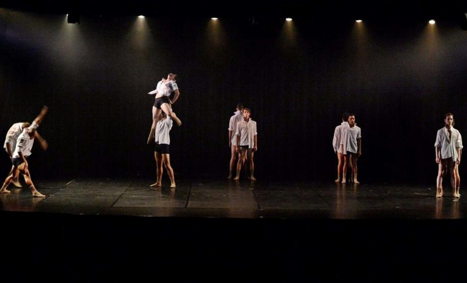 Documentário “Cia Masculina” ganha exibição gratuita no Teatro José Maria Santos