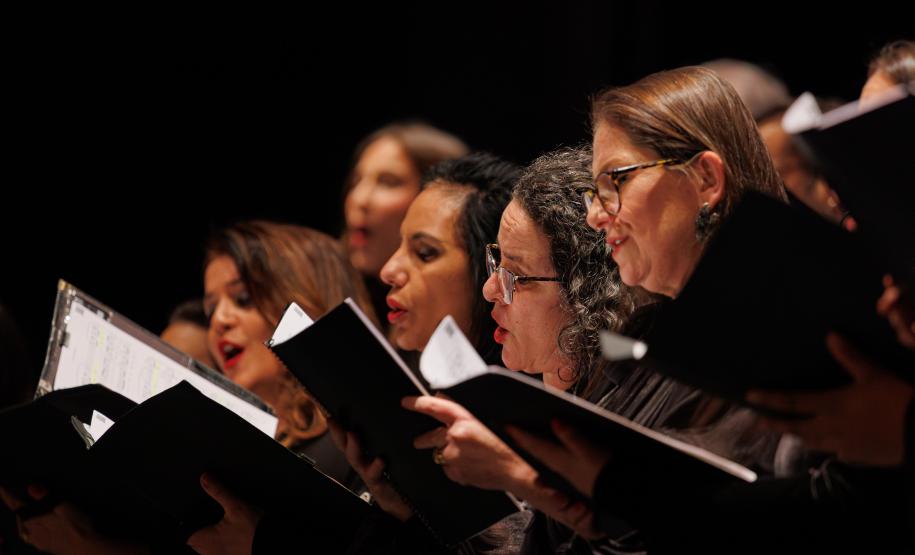 Concerto dos 41 anos da Orquestra Sinfônica do Paraná leva mais de 4,3 mil pessoas ao Guaíra
