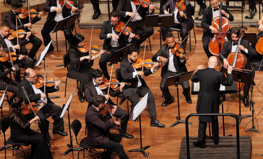 Concerto dos 41 anos da Orquestra Sinfônica do Paraná leva mais de 4,3 mil pessoas ao Guaíra