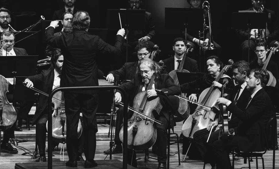 Orquestra Sinfônica do Paraná lota Guairão e encerra semana de recorde de público