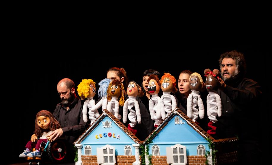 Festival Espetacular de Teatro de Bonecos celebra 25 anos com espetáculos nacionais e internacionais em Curitiba