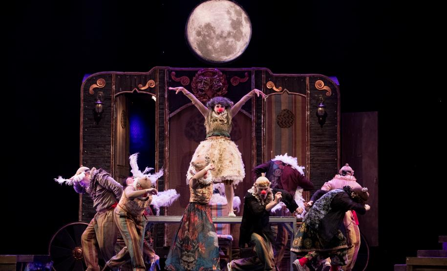 Segundo semestre do Teatro Guaíra terá estreias, circulações e celebração