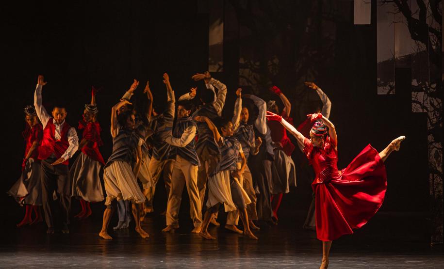 Balé "GiselleS" encerra temporada com mais de 11 mil espectadores.