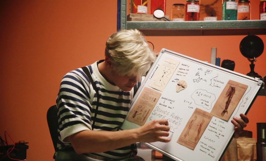 Teatro Guaíra recebe Mostra Alldeias em comemoração aos 10 anos da companhia