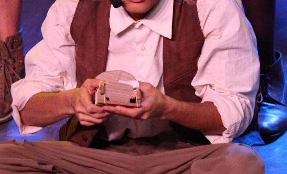 Teatro Guaíra recebe Mostra Alldeias em comemoração aos 10 anos da companhia