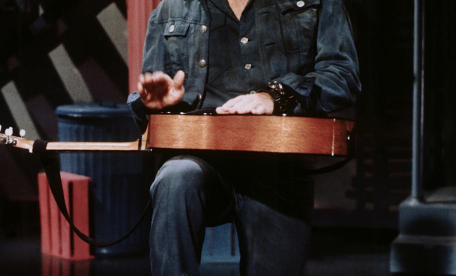 "Elvis In Concert Live On Screen": Rei do Rock é homenageado em espetáculo no Teatro Guaíra