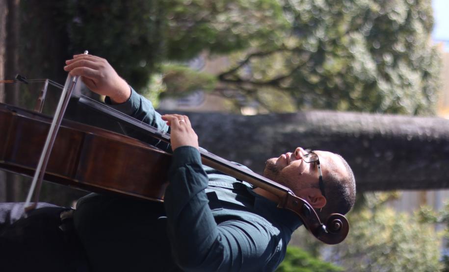Clássicos do romantismo serão destaque em concerto da Orquestra Sinfônica do Paraná no dia 20 de setembro: venda dos ingressos começa nesta quarta-feira (09)