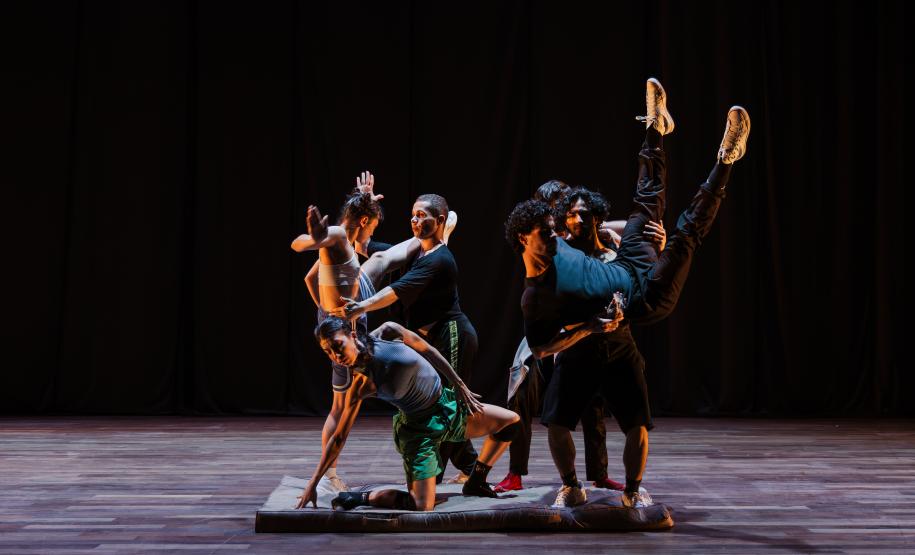 Balé Teatro Guaíra estreia novo espetáculo em novembro.