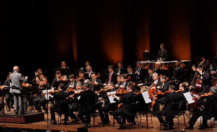 Orquestra Sinfônica do Paraná abre venda de ingressos para concerto com maestra britânica Catherine Larsen-Maguire