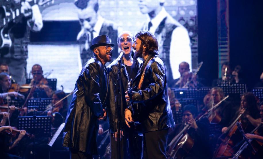 Bee Gees ganham versão sinfônica inédita em Curitiba