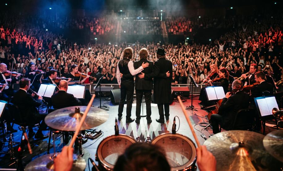 Bee Gees ganham versão sinfônica inédita em Curitiba