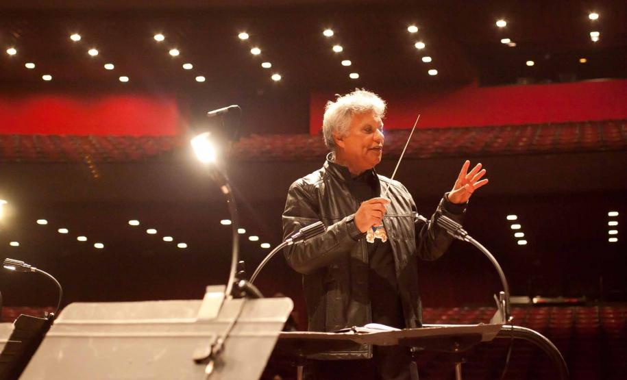 Orquestra Cordas do Iguaçu apresenta “Clássicos do Cinema” no Teatro Guaíra