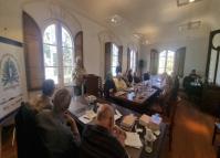 A entrega aconteceu na quarta-feira (06) durante o tradicional Café da Manhã dos Imortais e  os membros da academia acompanharam uma exposição sobre a obra pelo diretor artístico  do Centro Cultural Teatro Guaíra Áldice Lopes